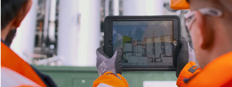 A Thames worker using a tablet