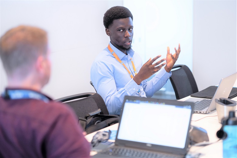 Thames Water Kickstarter Elisha talks to mentor Nick