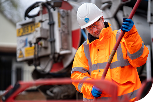 A Thames worker with a pipe