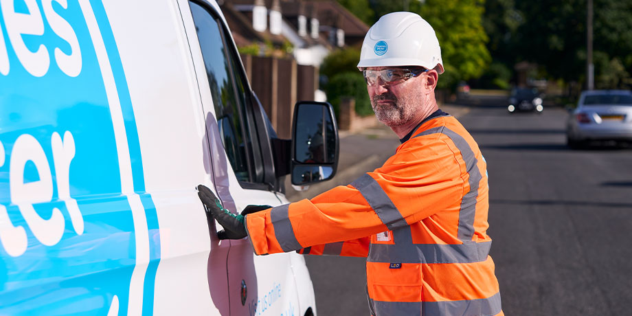 Thames Water engineer with van