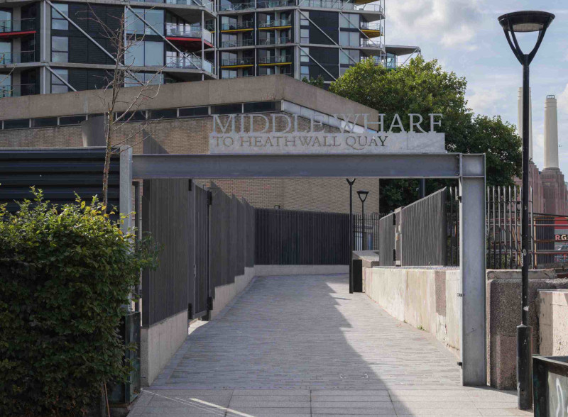 Middlewharf pathway to Heathwall Quay
