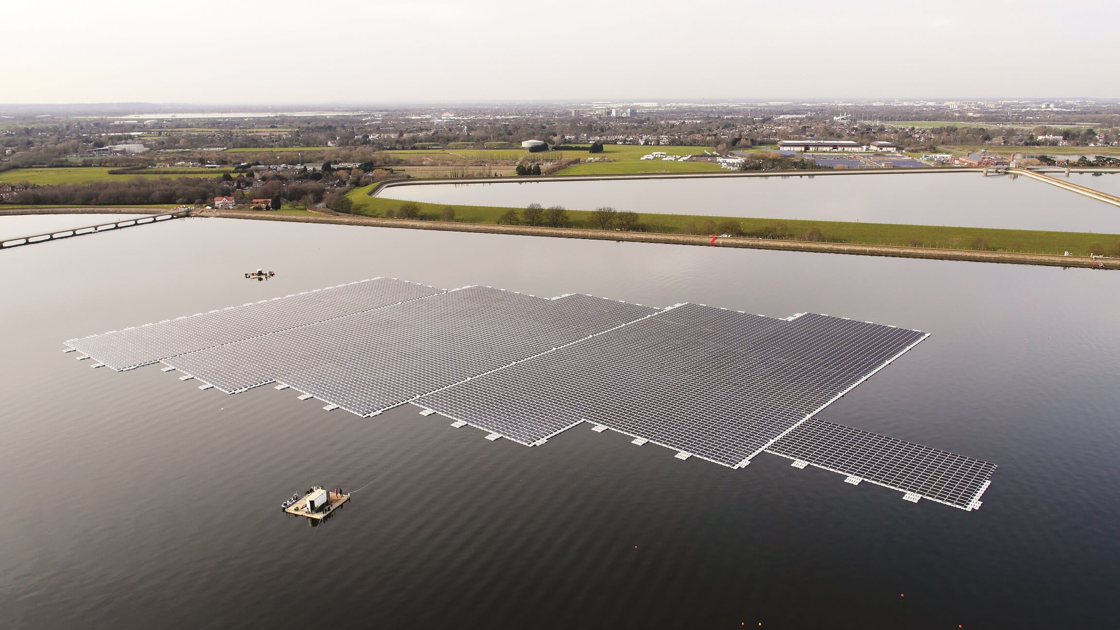 QE2 solar panels during construction